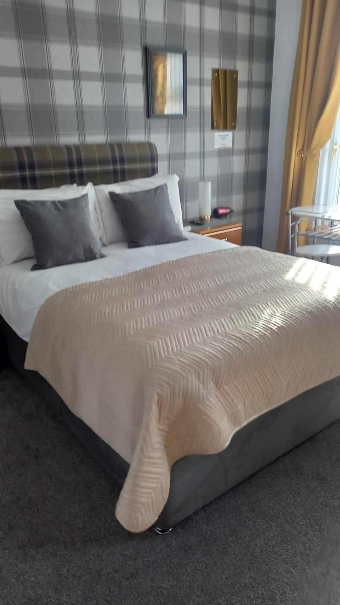 Fairfield Townhouse Guest House Инвернесс Экстерьер фото